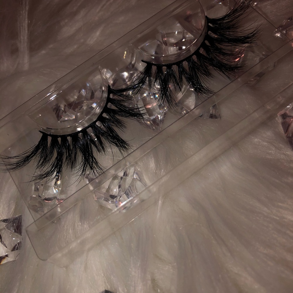 3D Mink Lashes (python)